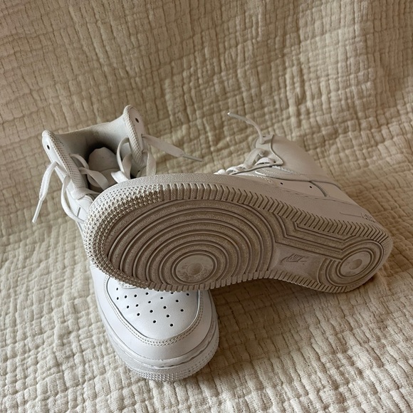 Nike Air Force 1 high tops - Picture 5 of 6